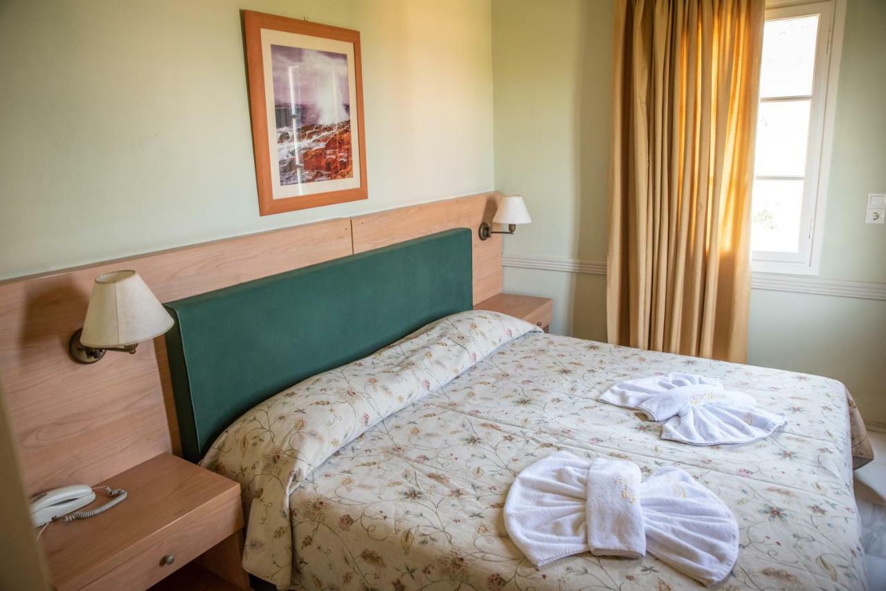 Alma Hotel 帕特雷 外观 照片